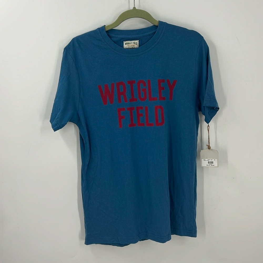 Wrigley Field collection new with tag T-shirt S